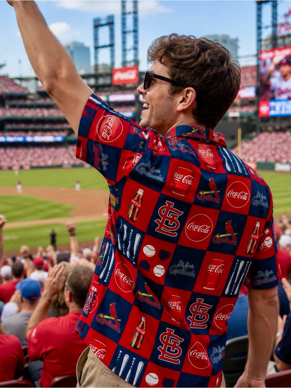 Coca-Cola St Louis Cardinals MLB Button Up Shirt Retro Print XL NWT